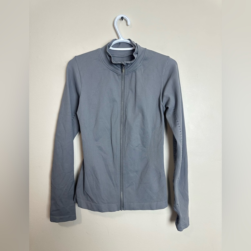 Zyia Size S/M Gray Full-Zip Jacket